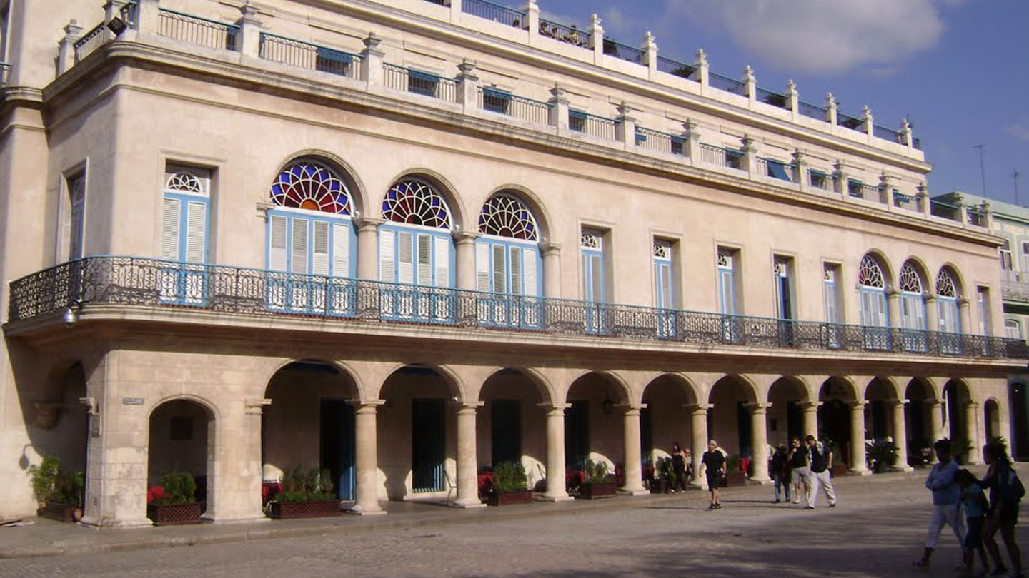 Santa Isabel hotel.